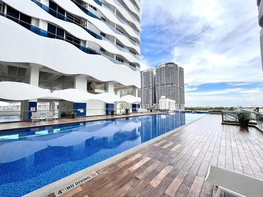 Apartment Concept Suite 05 @ The Wave Residence Tranquerah Malaysia